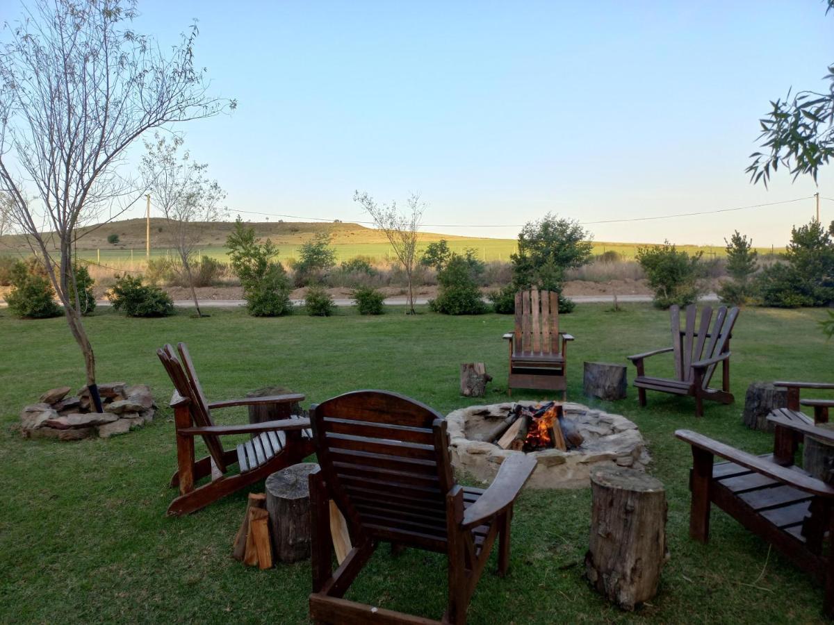 A Log Home At Buffalo Creek Swellendam Exterior photo