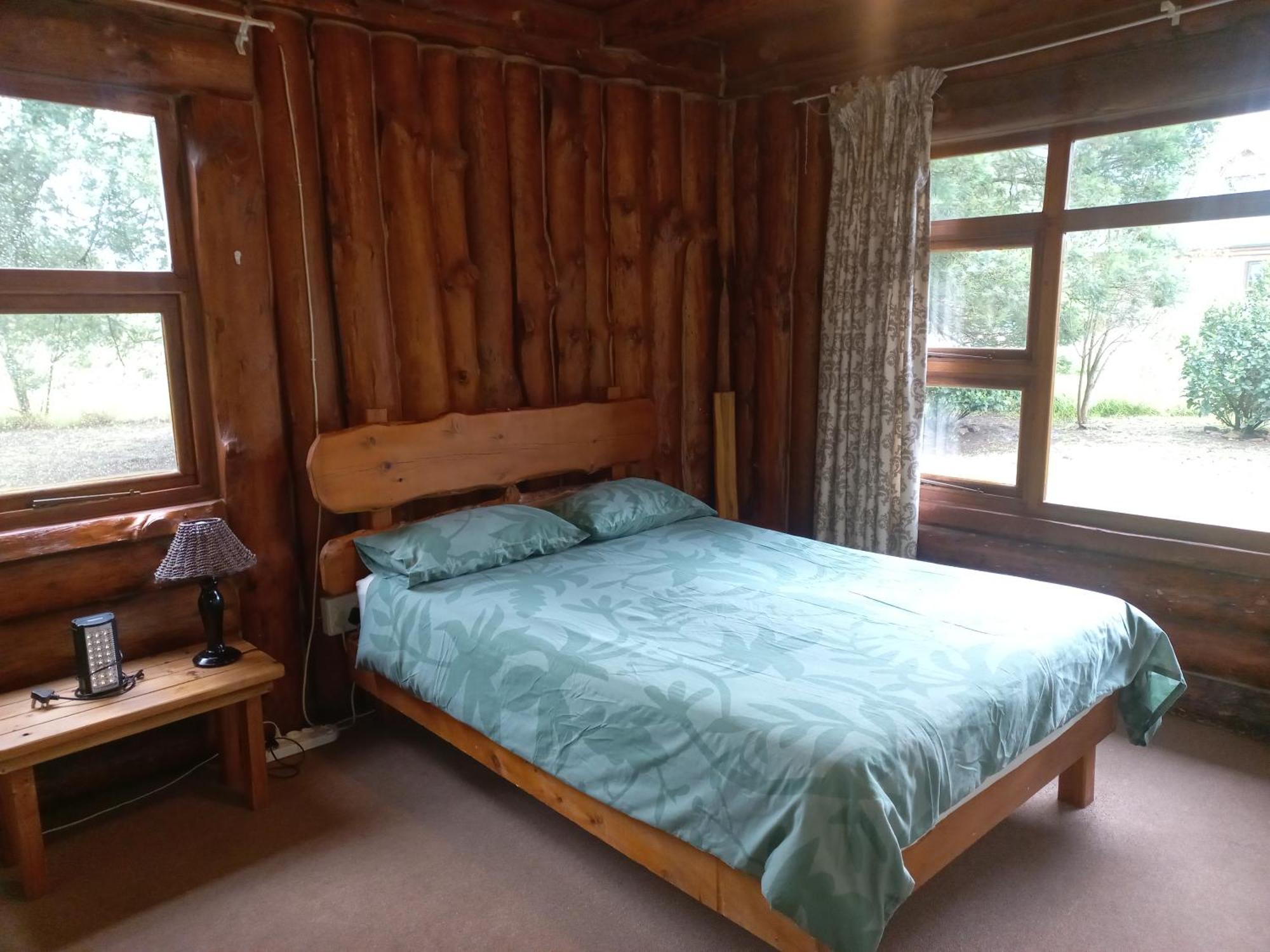 A Log Home At Buffalo Creek Swellendam Exterior photo