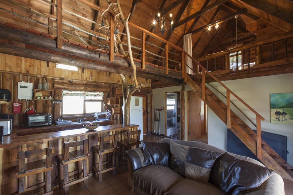 A Log Home At Buffalo Creek Swellendam Exterior photo