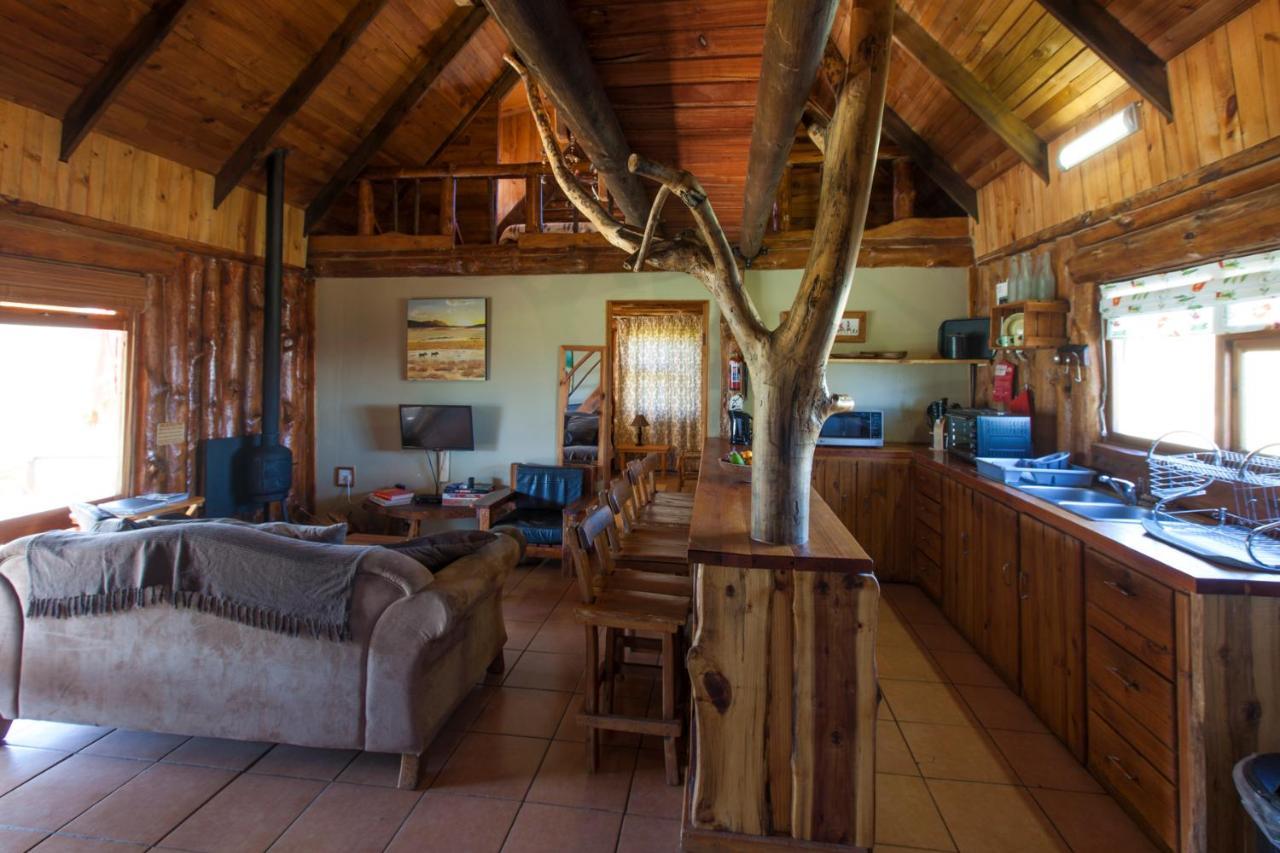 A Log Home At Buffalo Creek Swellendam Exterior photo